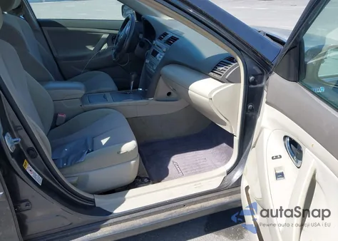 2010 Toyota Camry Hybrid из США, поврежденный, VIN 4T1BB3EK6AU114959